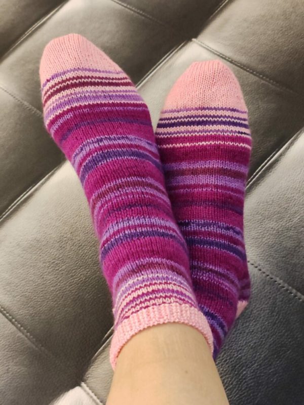 2024_tricot_.funny_striped_socks_02