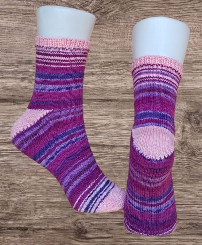 2024_tricot_.funny_striped_socks_04