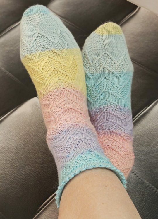 2026_tricot_Arrow socks_02